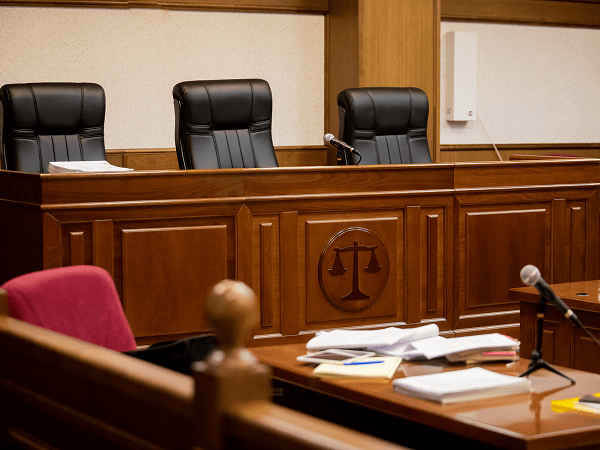 Medianet: Verurteilung wegen falscher Gutachten